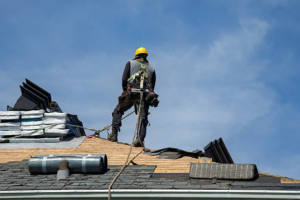 Professional Roofing technician working in Glenwood, WA